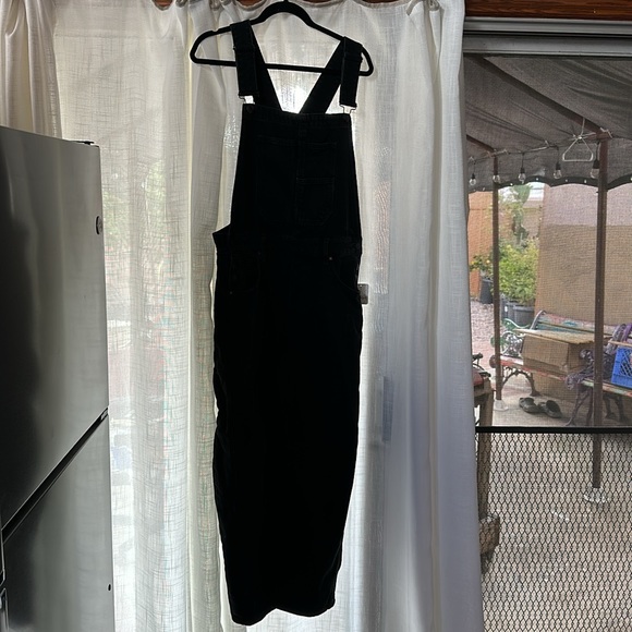 Free People We The Free Good Luck Barrel Overalls in Black LARGE LAST ONE - Picture 3 of 8